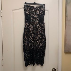 Size small Lace strapless dress